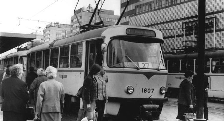 Haltestelle am Friedrich-Engels-Platz (1971)