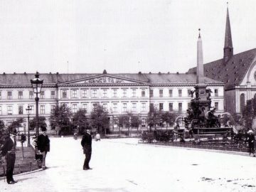 Augusteum und Paulinerkirche um 1890