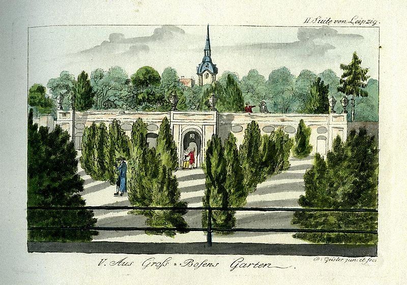 Im Großbosischen Garten mit dem Turm der Johanniskirche im Hintergrund