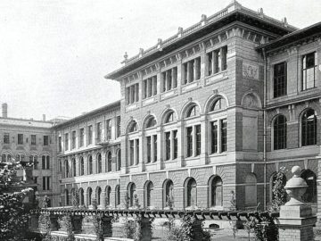 Ein Teil der Südfront des Johanneums um 1900