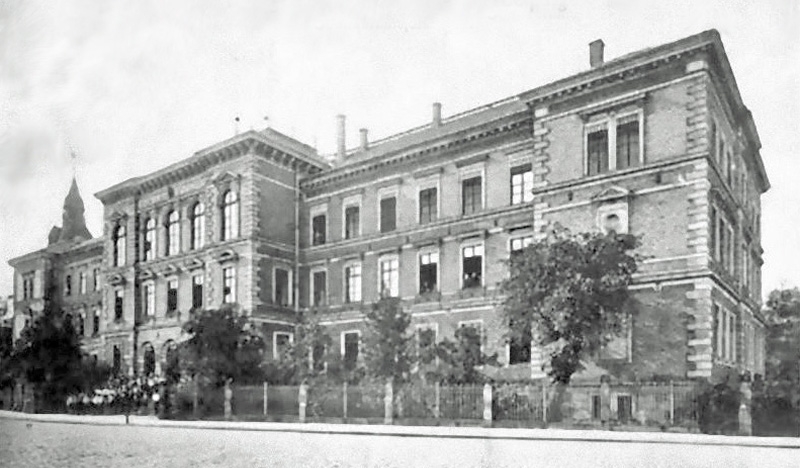 Das König-Albert-Gymnasium in der Parthenstraße in Leipzig im Jahr 1912