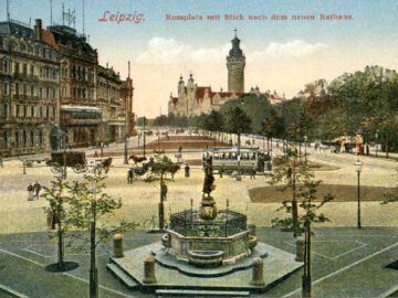 Leipzig: Rossplatz mit Blick nach dem neuen Rathaus, Ansichtskarte von 1922, Public Domain