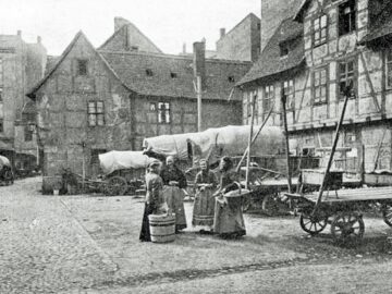 Blick in den Hof der Goldenen Laute am Ranstädter Steinweg in Leipzig um 1900 / Public Domain