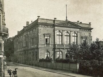 Haus des Kaufmännischen Vereins (um 1900) / Public Domain